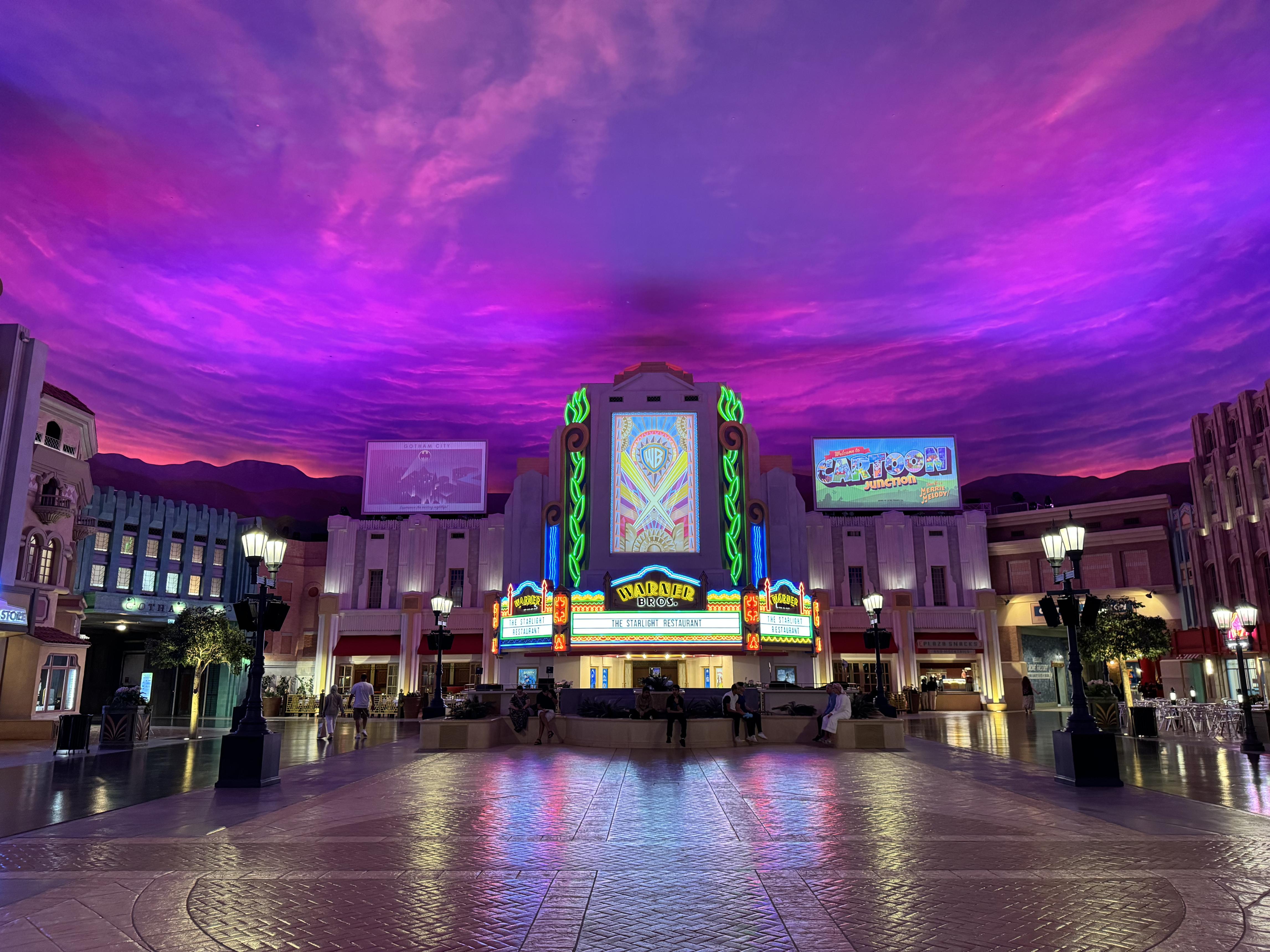 Warner Bros World Abu Dhabi Interior Warner Bros World Abu Dhabi Interior